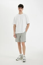 DEFACTO Regular Fit Straight Leg Shorts