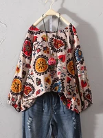 Plus Size Vintage Floral Print Round Neck Three Quarter Sleeve Cotton Linen Blouse