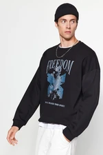 Trendyol Black Men's Oversize/Wide-Fit Crew Neck Printed Fleece Interior Cotton Sweatshirt.