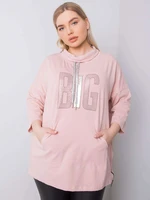 Tmavě růžová halenka plus size s nášivkami