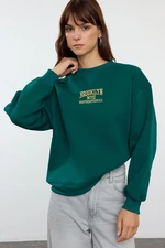 Trendyol Emerald Green Thick Polar Fleece Slogan Printed Knitted Sweatshirt