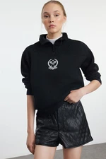 Trendyol Black Embroidered Regular Regular Fit Thick Polar Fleece Inside Zippered Collar Knitted Sweatshirt