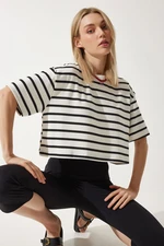 Happiness İstanbul Women's White Black Striped Oversize Crop Knitted T-Shirt