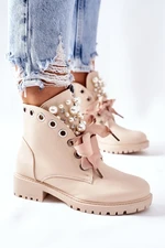 Beige shoes with pearls, rhinestones and Nudago ribbon