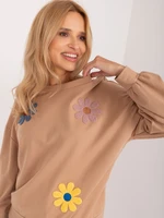 Beige hoodless sweatshirt with flowers