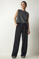 Happiness İstanbul Women's Black Pleated Woven Trousers