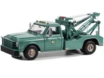 1967 Chevrolet C-30 Dually Wrecker Holley Speed Shop 1/18 Diecast Model Car by Greenlight