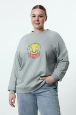 Trendyol Curve Gray Tweety Licensed Crew Neck Knitted Plus Size Sweatshirt