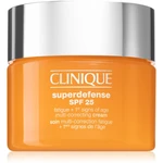 Clinique Superdefense™ SPF 25 Fatigue + 1st Signs Of Age Multi-Correcting Cream krém proti prvním známkám stárnutí pro mastnou a smíšenou pleť SPF 25