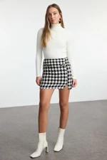 Trendyol Black Houndstooth Patterned Mini Skirt with Front Pocket and Slit Detail