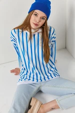 armonika Women's Blue Striped Round Neck Oversized Sweatshirt