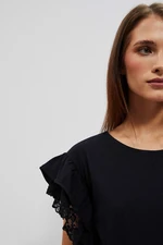 Blouse with ruffles on the shoulders