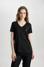 DEFACTO Regular Fit V Neck Short Sleeve T-Shirt